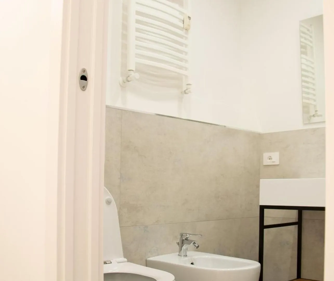 Guest house Lilium Suites Rome Italy