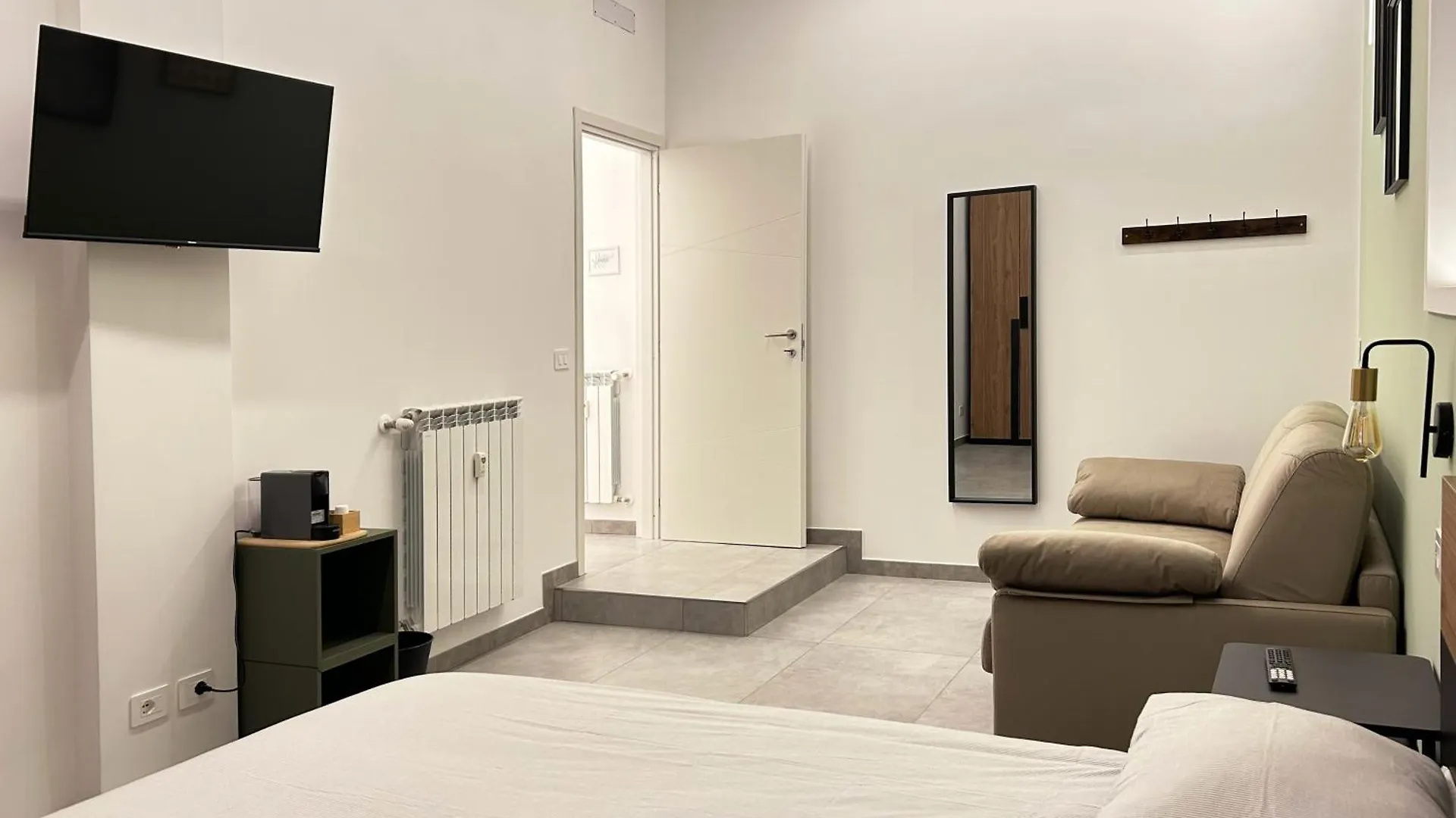 Lilium Suites Rome Guest house